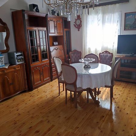 Villa Hospitality Nikiana Exteriör bild