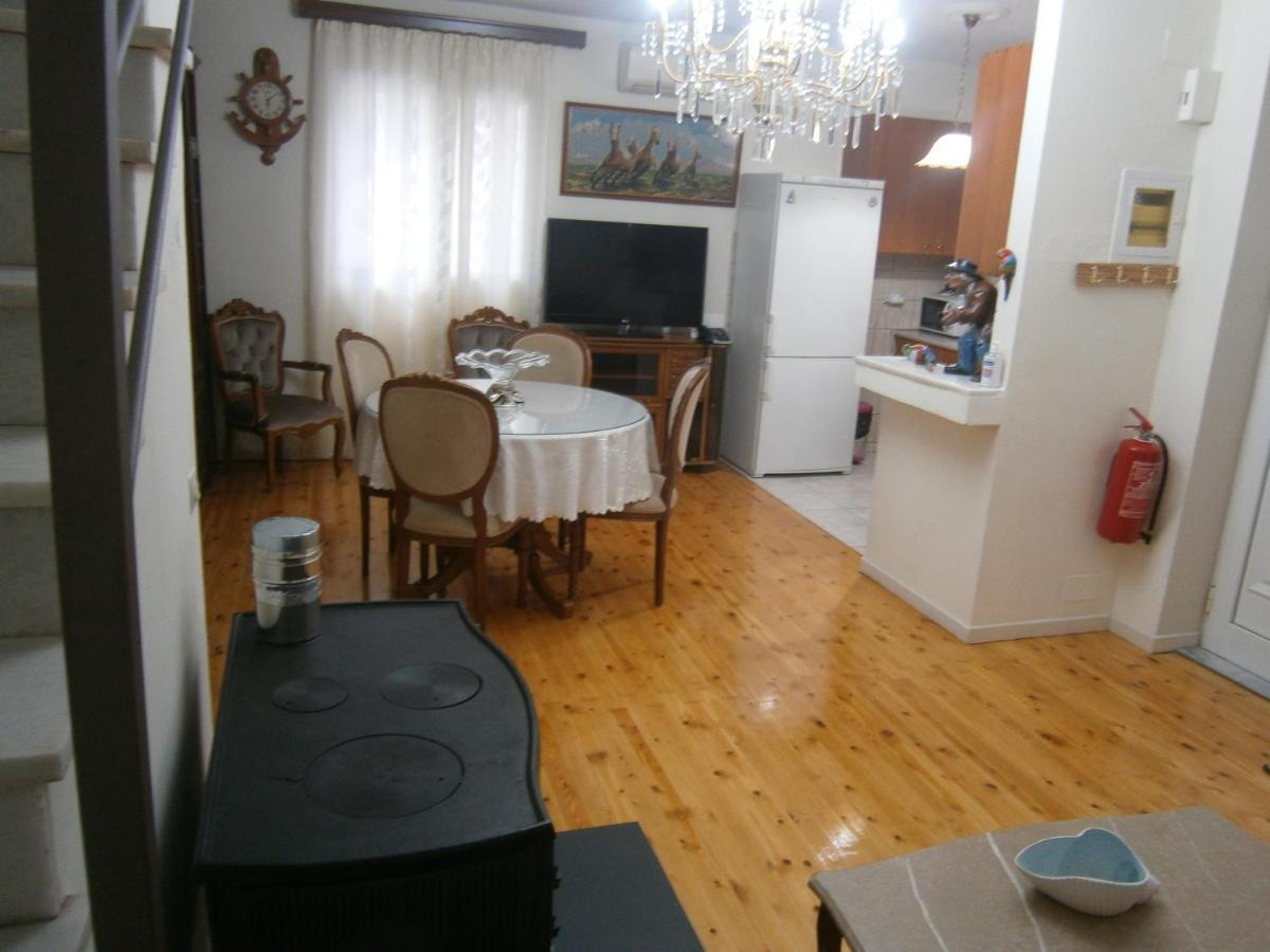 Villa Hospitality Nikiana Exteriör bild
